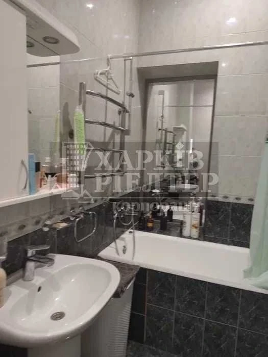 D1C Selling a 4-room apartment in the city center, German