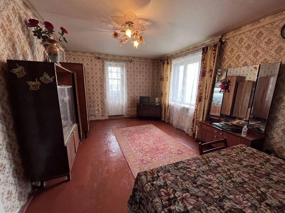 Sale of 3-room apartment 65.8 sq.m. on Valdaiska Street 23 FROM OWNER