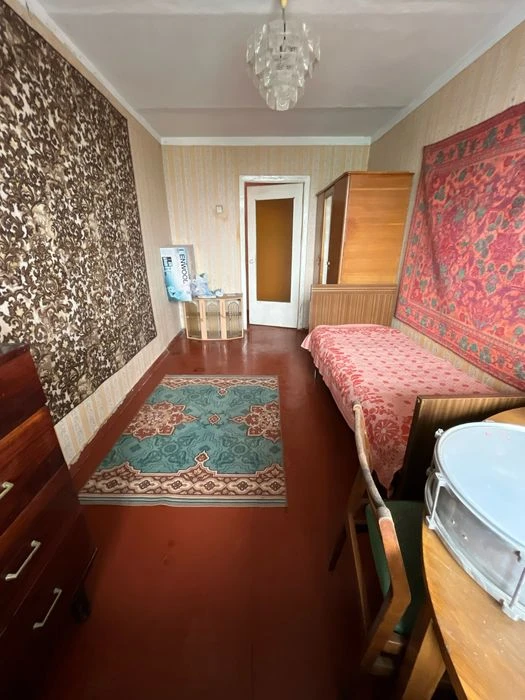Sale of 3-room apartment 65.8 sq.m. on Valdaiska Street 23 FROM OWNER