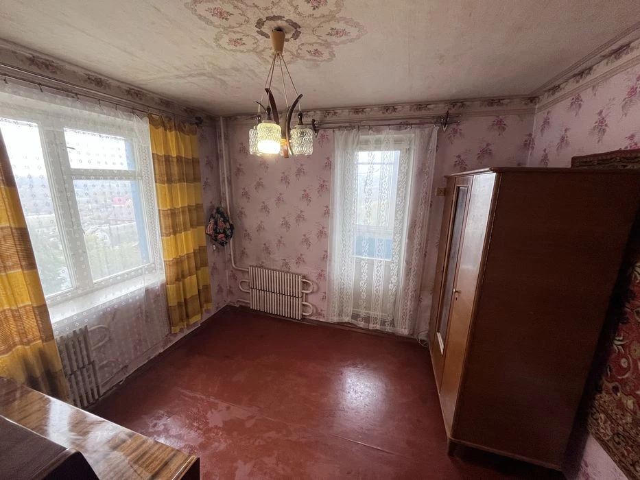 Sale of 3-room apartment 65.8 sq.m. on Valdaiska Street 23 FROM OWNER