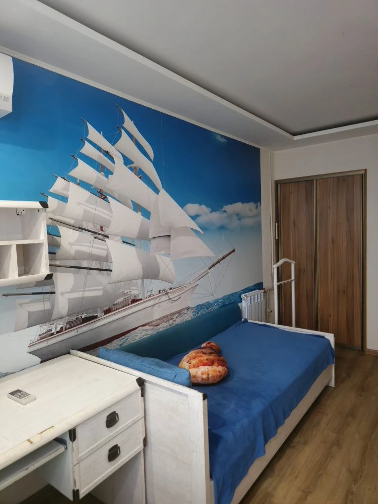 Selling a 3-room apartment, Traktoro-Stroiteley 126a, 535 mn, metro