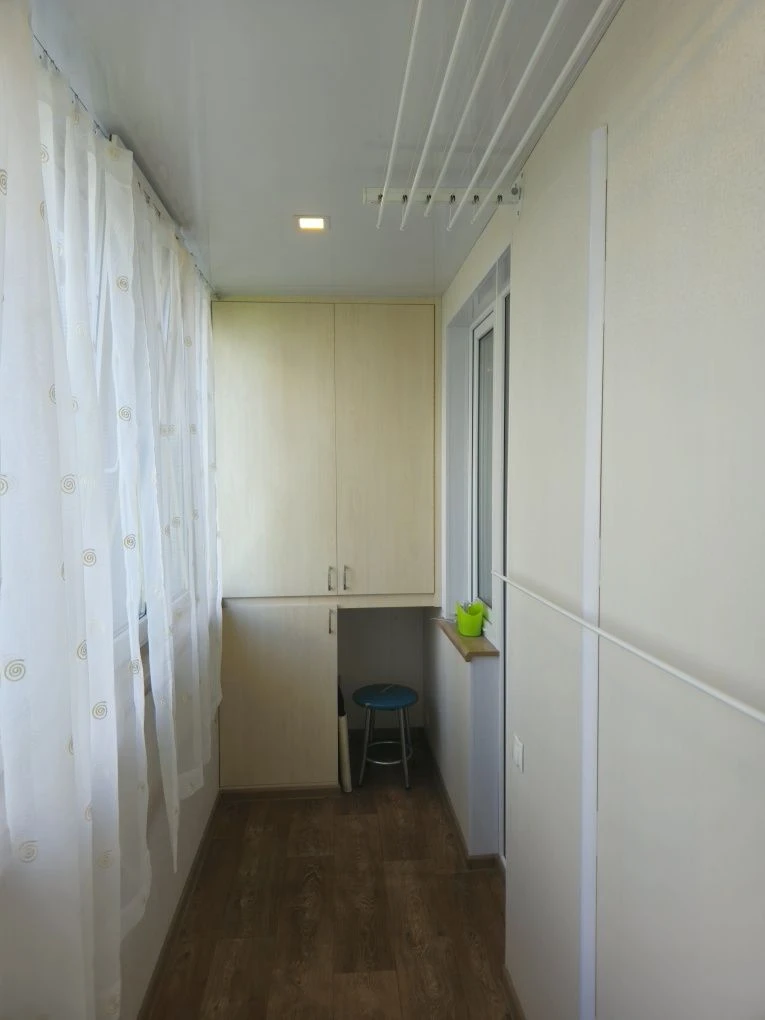 Selling a 3-room apartment, Traktoro-Stroiteley 126a, 535 mn, metro