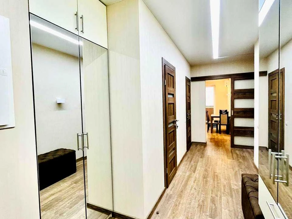 Apartment. Kharkiv, Myroslava Mysly St. (Tsilinogradska)