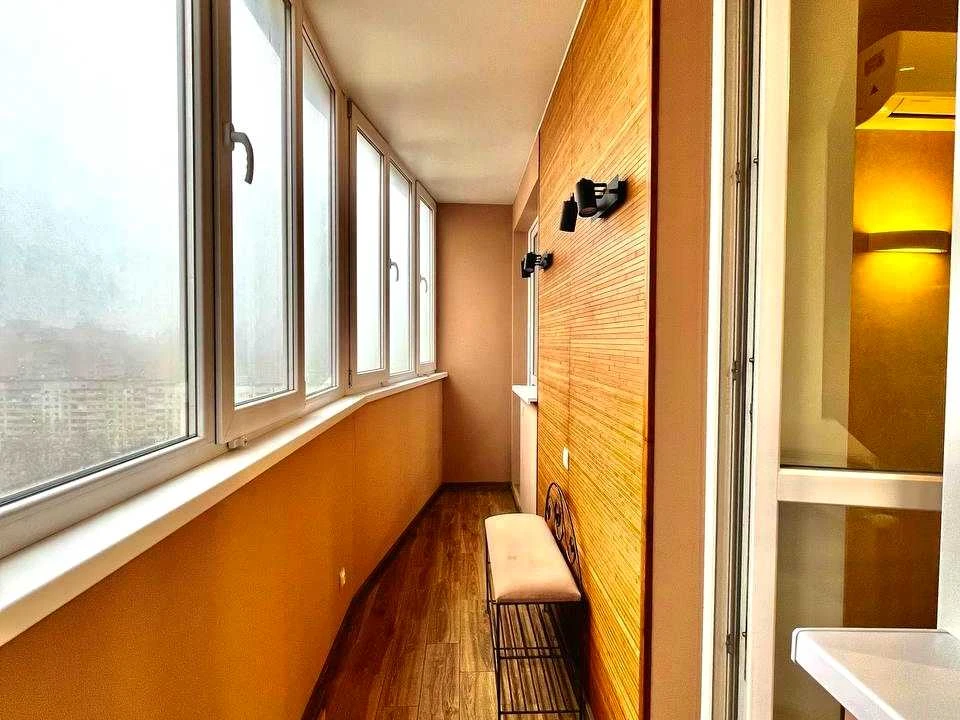 Apartment. Kharkiv, Myroslava Mysly St. (Tsilinogradska)