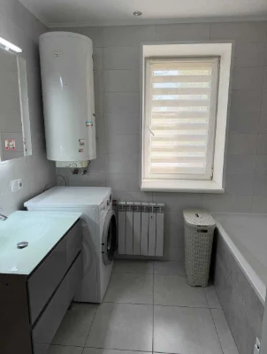 Sale of 3-room apartment 85 sq. m. on Shyshkivska Street 12, 2/9-ti, D