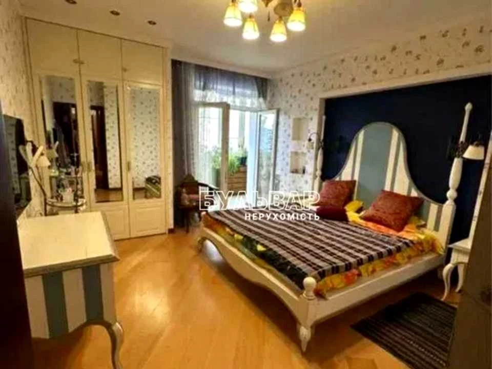 Apartment. Kharkiv, Kultury st.