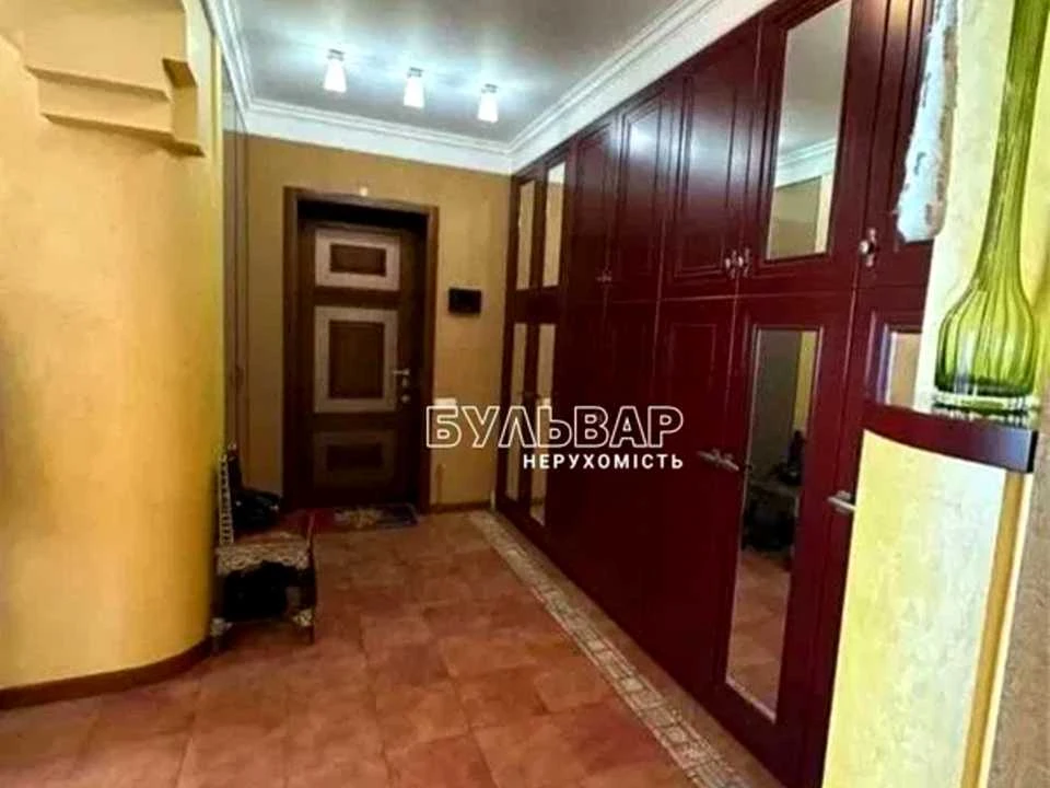 Apartment. Kharkiv, Kultury st.