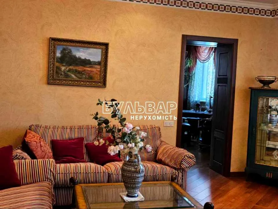 Apartment. Kharkiv, Kultury st.