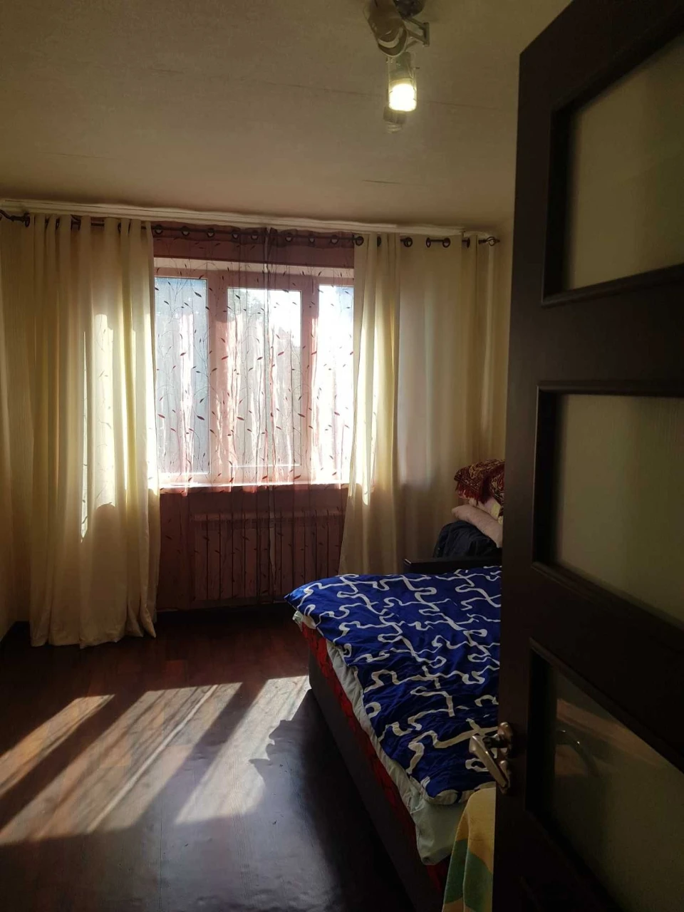 Urgent sale of a 3-room apartment in Saltovka.