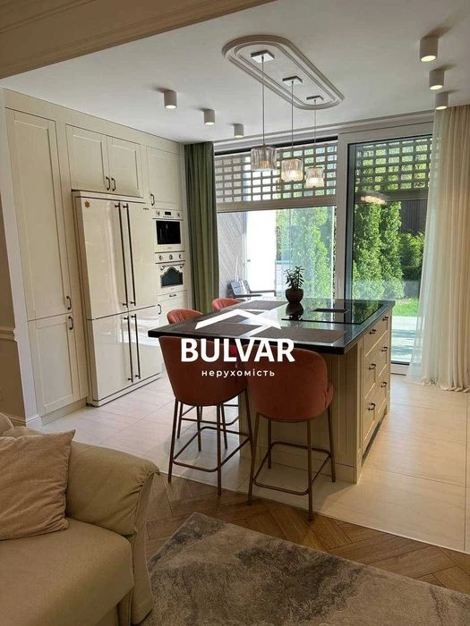 My EX‼️ Selling a 3-room apartment in a gated community