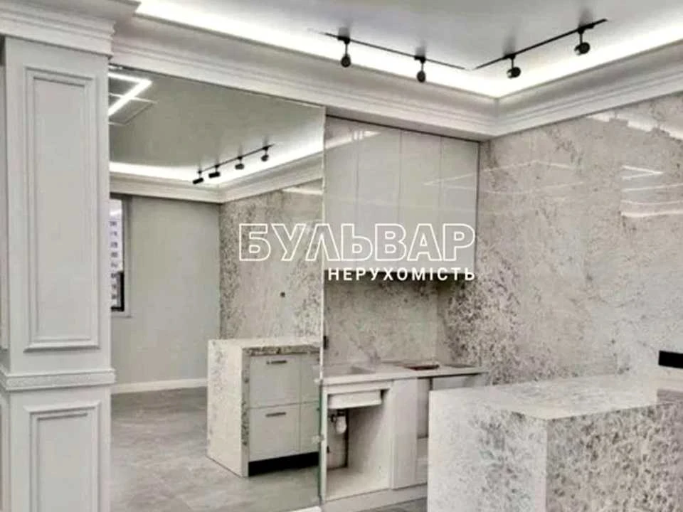 Apartment. Kharkiv, European St. (Novgorodska)