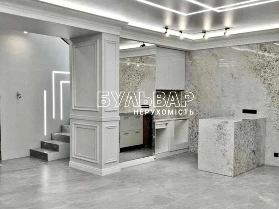 Apartment. Kharkiv, European St. (Novgorodska)