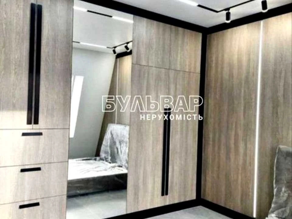 Apartment. Kharkiv, European St. (Novgorodska)