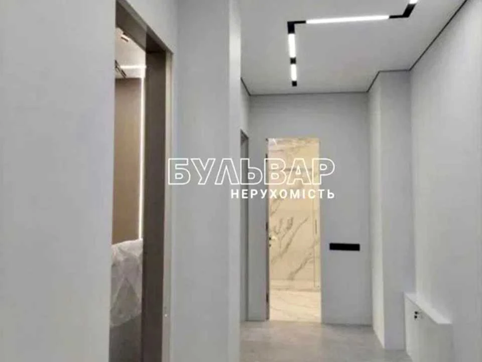 Apartment. Kharkiv, European St. (Novgorodska)