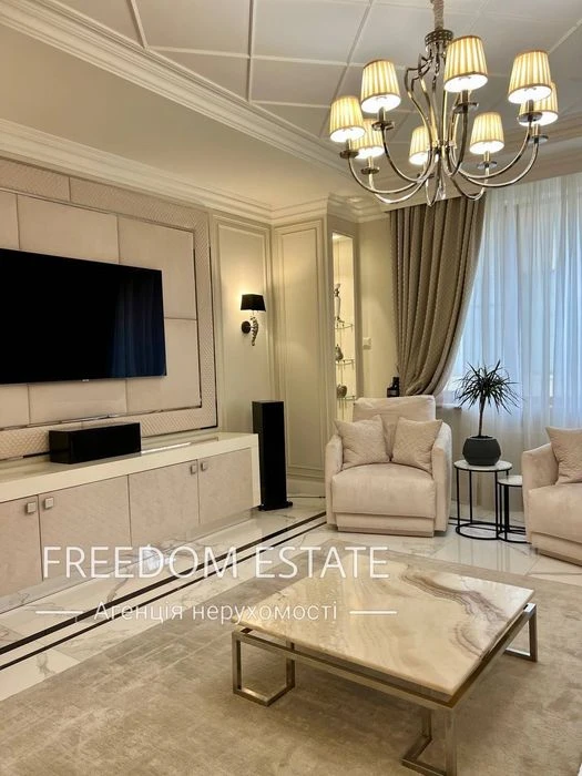 $300,000 Premium apartment in the White Elephant residential complex / Three bedrooms/
