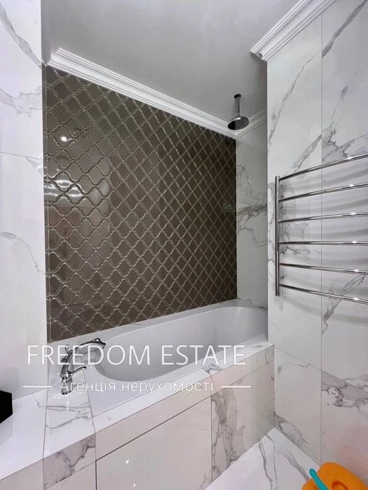 $300,000 Premium apartment in the White Elephant residential complex / Three bedrooms/