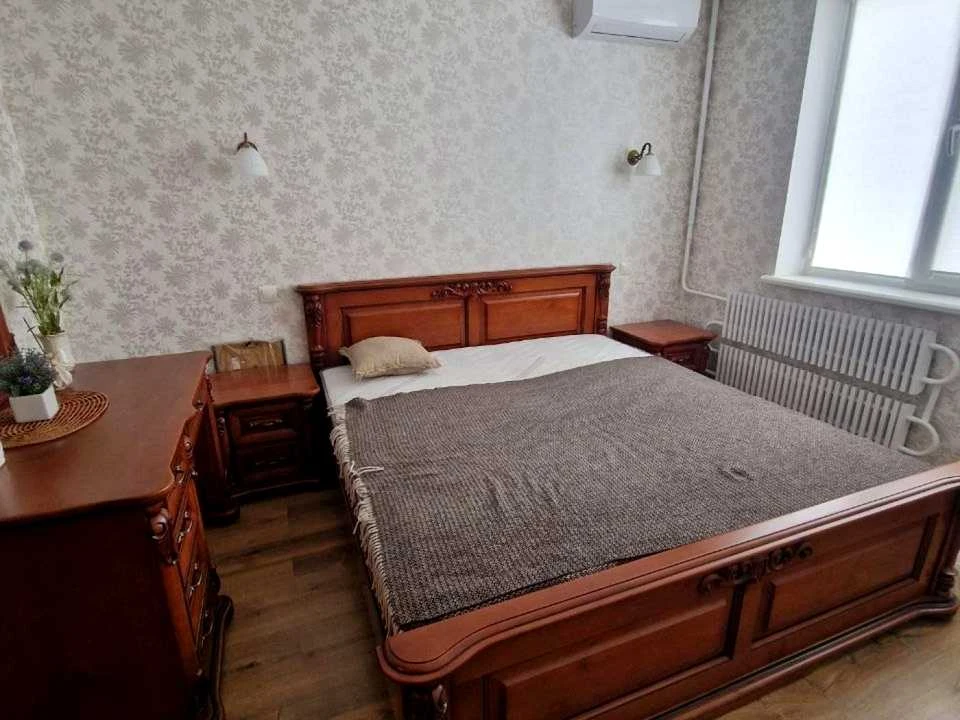 Apartment. Kharkiv, Natalia Uzhviy St.