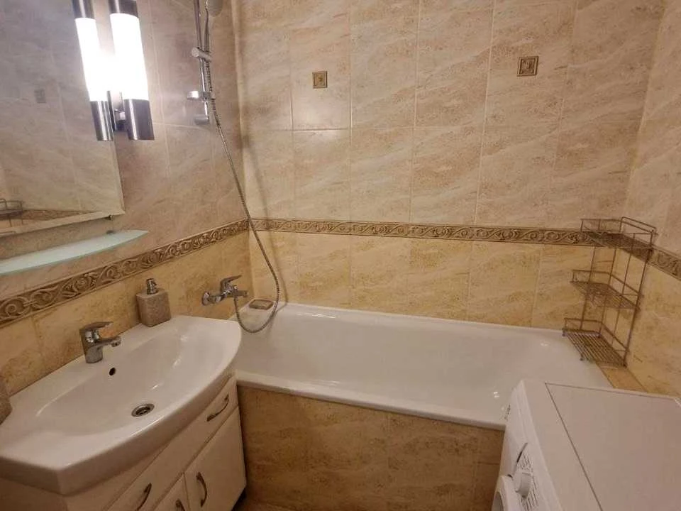 Apartment. Kharkiv, Natalia Uzhviy St.