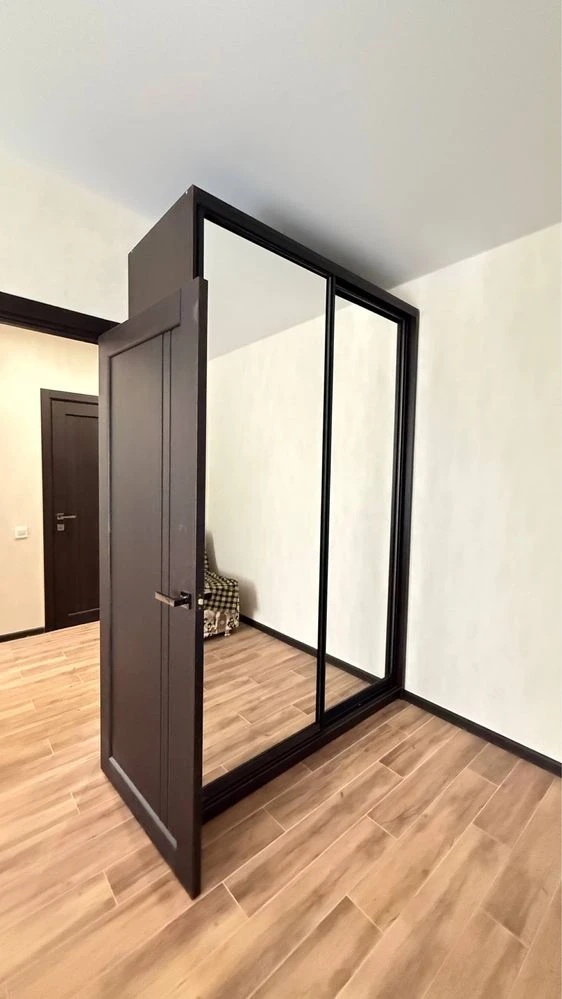I am selling a stylish 1-room apartment in the residential complex “Ptychka”