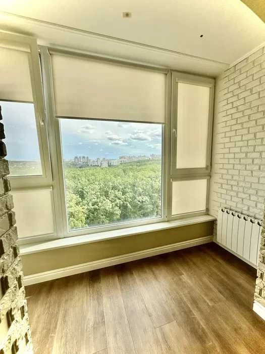 URGENT SALE! Selling a 2-room apartment of 80m2 in the Oleksiyivsky residential complex