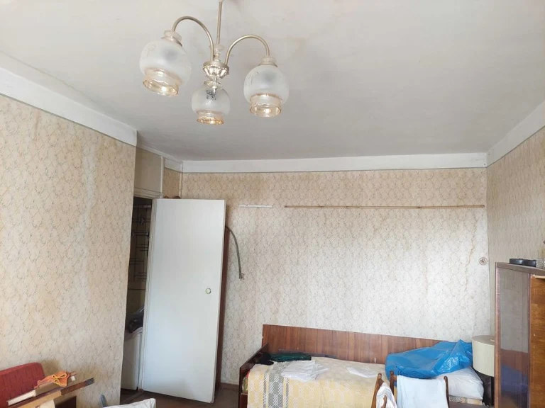 Selling a one-room apartment near Industrialnaya metro station, Sharikova Street, 1800.
