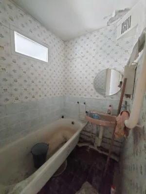 Selling a one-room apartment near Industrialnaya metro station, Sharikova Street, 1800.
