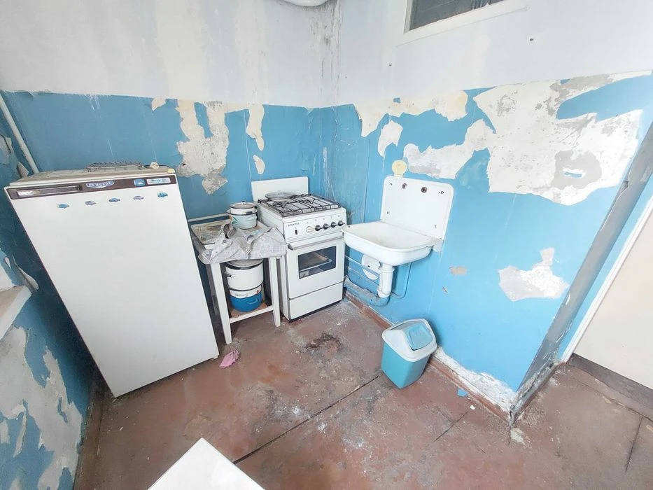 Selling a one-room apartment near Industrialnaya metro station, Sharikova Street, 1800.