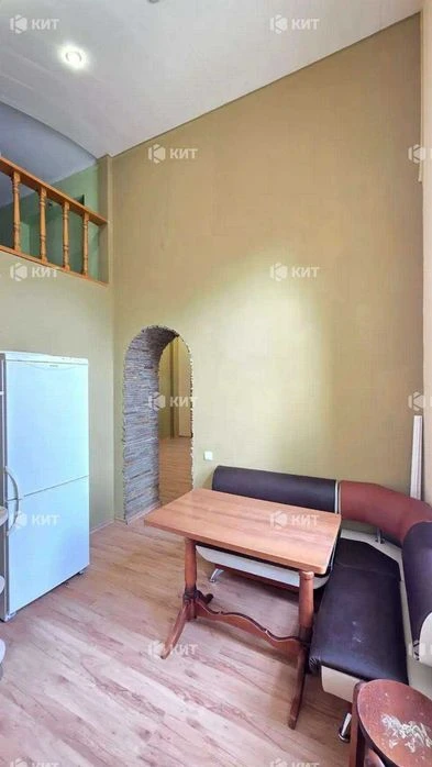 2 rooms, 70 sq. m., Center (Constitution Square metro station, Sumskaya St. 68) 132