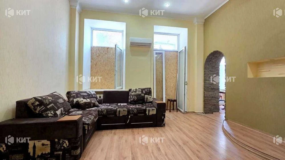 2 rooms, 70 sq. m., Center (Constitution Square metro station, Sumskaya St. 68) 132