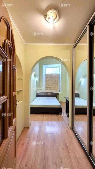 2 rooms, 70 sq. m., Center (Constitution Square metro station, Sumskaya St. 68) 132