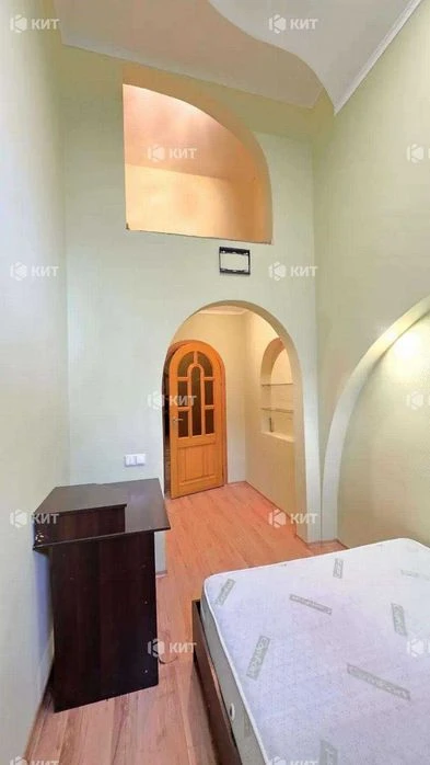 2 rooms, 70 sq. m., Center (Constitution Square metro station, Sumskaya St. 68) 132