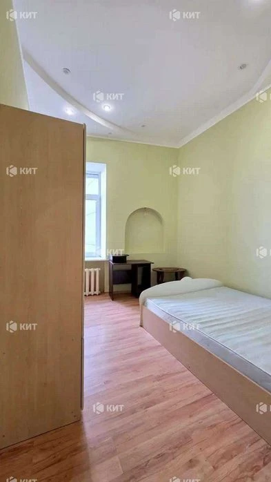 2 rooms, 70 sq. m., Center (Constitution Square metro station, Sumskaya St. 68) 132