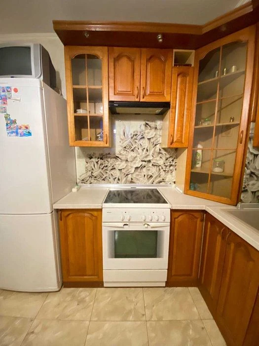 Sale of a 3-room apartment at 35 Astronomicheskaya St. (Zhuko village)