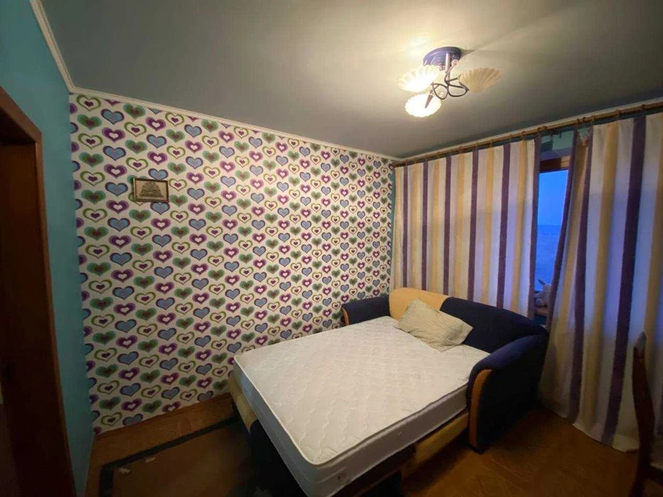 Sale of a 3-room apartment at 35 Astronomicheskaya St. (Zhuko village)