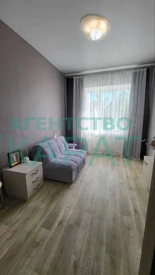 Two-room apartment for sale, near Malysheva Plant metro station, major renovations