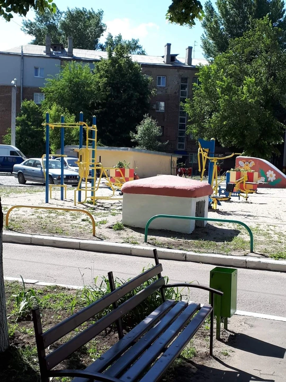 Two-room apartment for sale, near Malysheva Plant metro station, major renovations