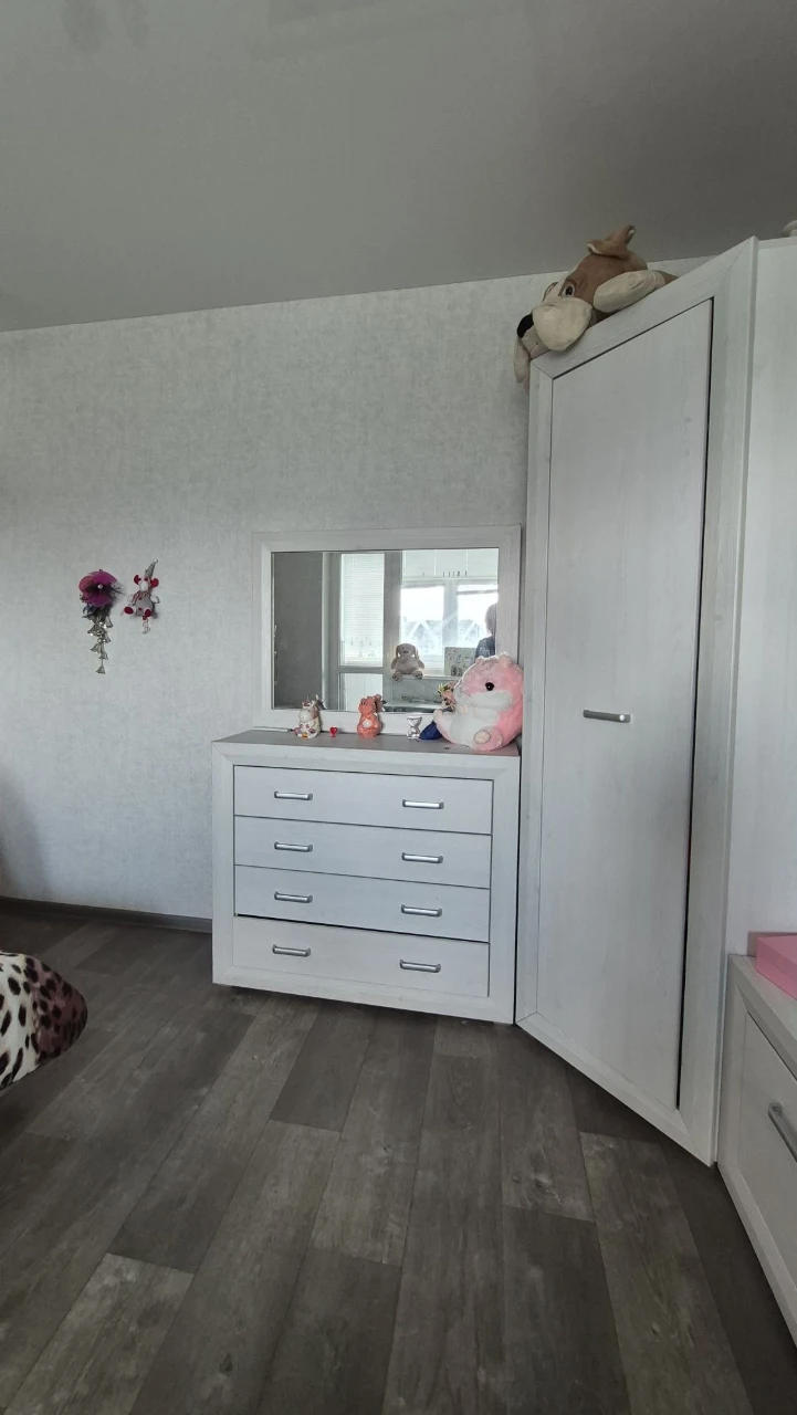 Alekseevka I offer to buy 3 apartments with furniture and appliances