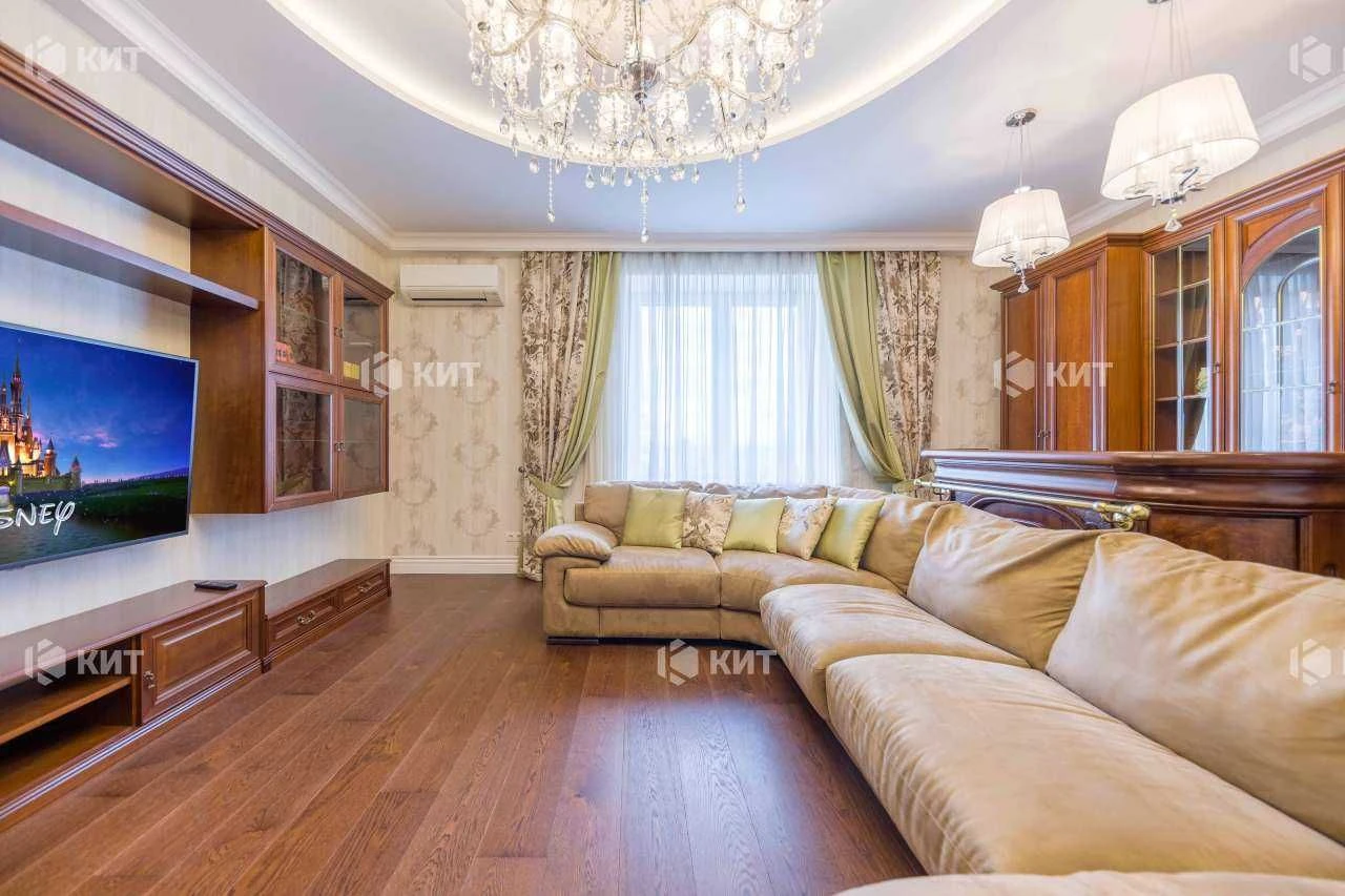 2 rooms 105m2 Center (University, Shevchenko Park, Residential Complex Ostrov) 124