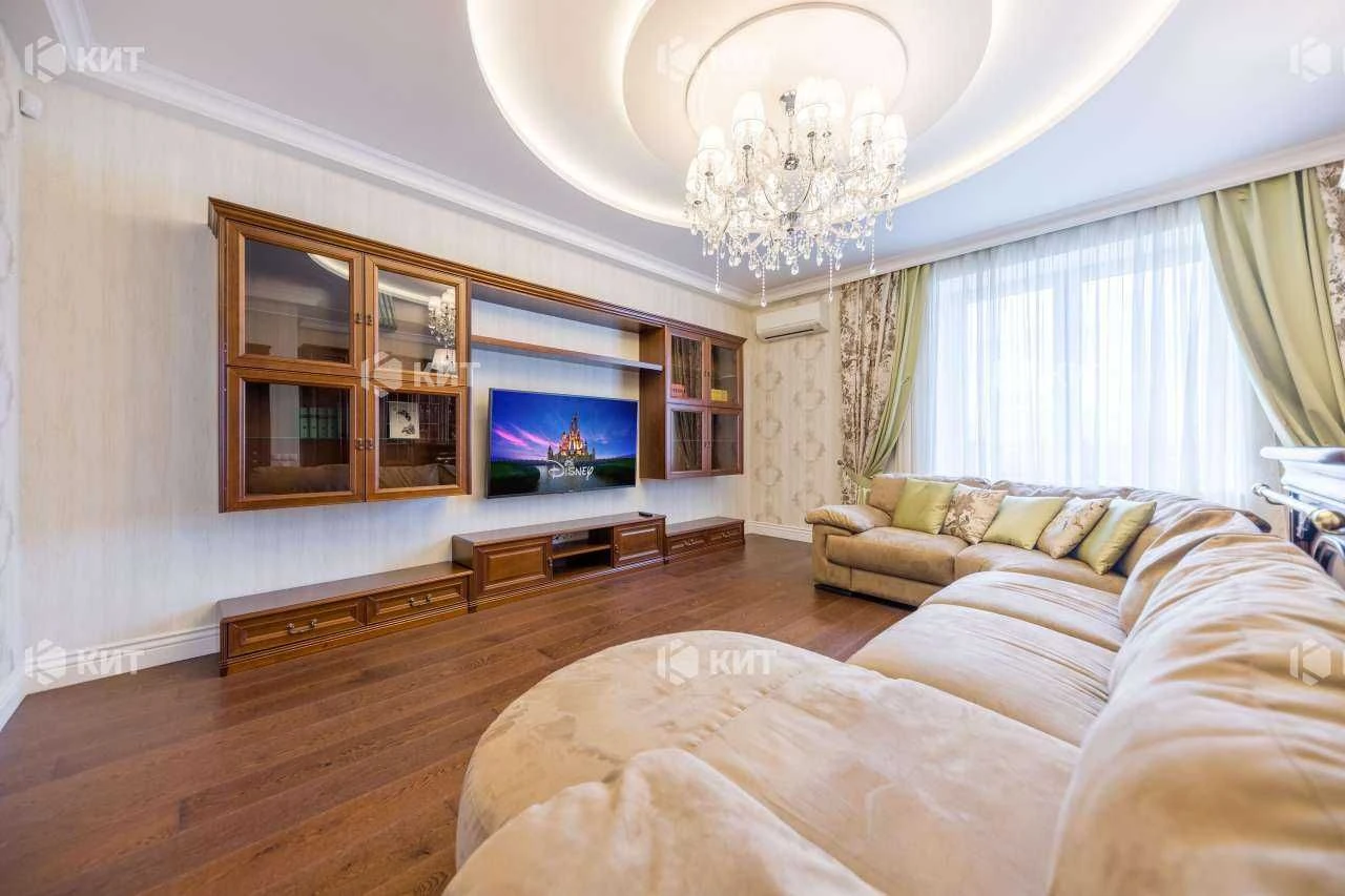 2 rooms 105m2 Center (University, Shevchenko Park, Residential Complex Ostrov) 124
