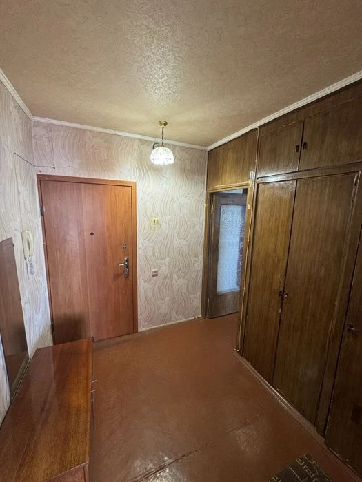 Продам 2х кімнатну квартиру Салтівка вул. Нескорених 15Б
