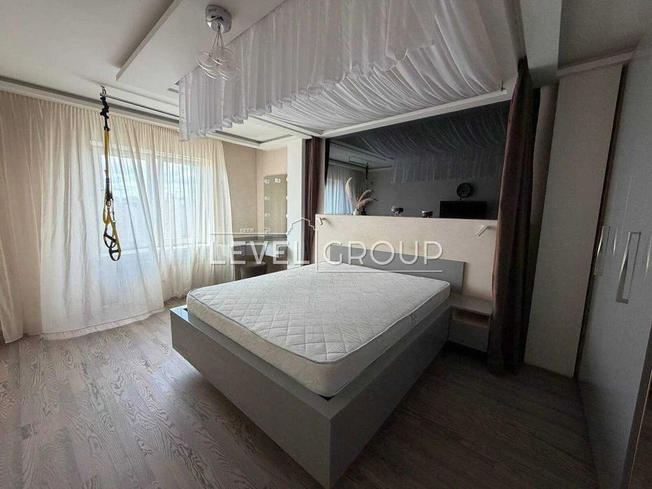 WITHOUT % 3-room apartment for sale, 18a Grigorenko St. / Poznyaki / Akhmat
