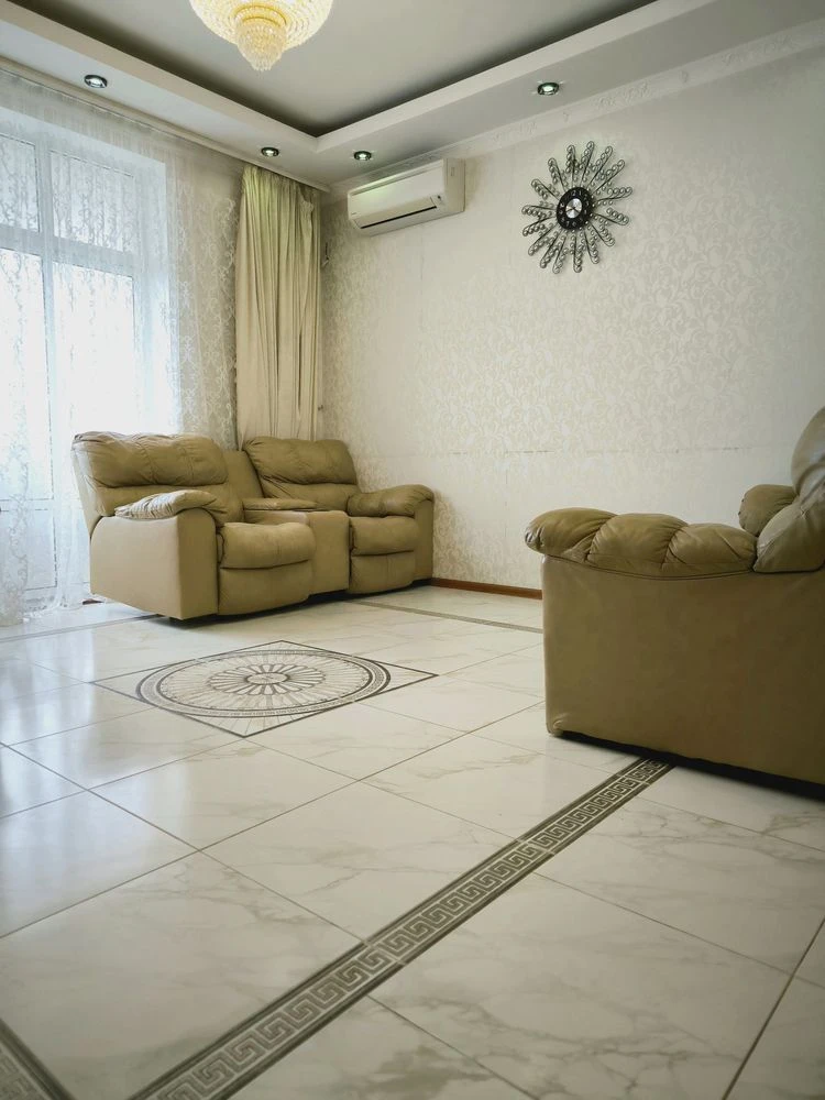 ‼️ My ex‼️ Urgent sale! Price reduced! 4-room apartment in Zh
