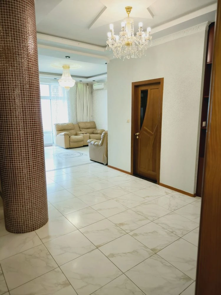 ‼️ My ex‼️ Urgent sale! Price reduced! 4-room apartment in Zh