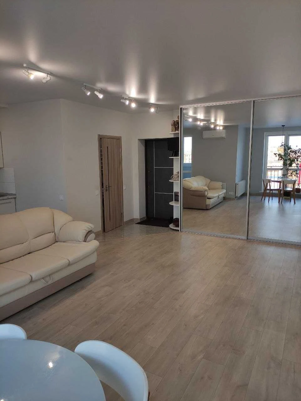 1-bedroom apartment in the Levada residential complex! Gagarin metro station! City Center!