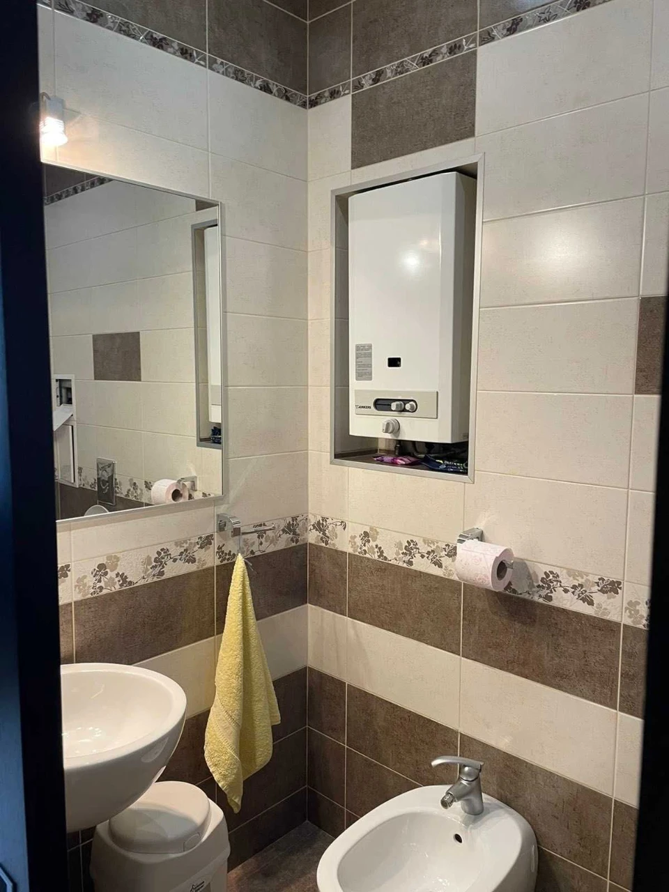 2 rooms, 65 sq m, metro station Naukova, major renovation (404947)