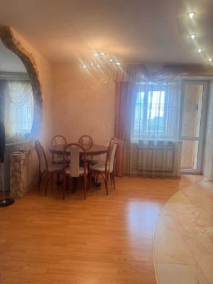 Продам Классную 3х ком Квартира Героев харькова 127 м2 Серти