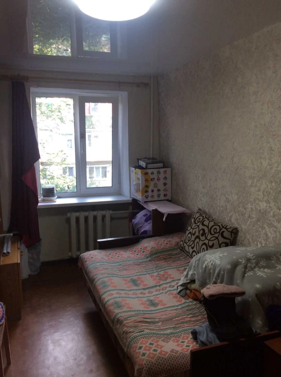 Urgent sale of a three-room apartment on Aerospace Avenue (Gagarin Avenue)