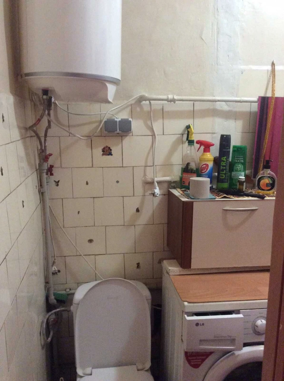 Urgent sale of a three-room apartment on Aerospace Avenue (Gagarin Avenue)
