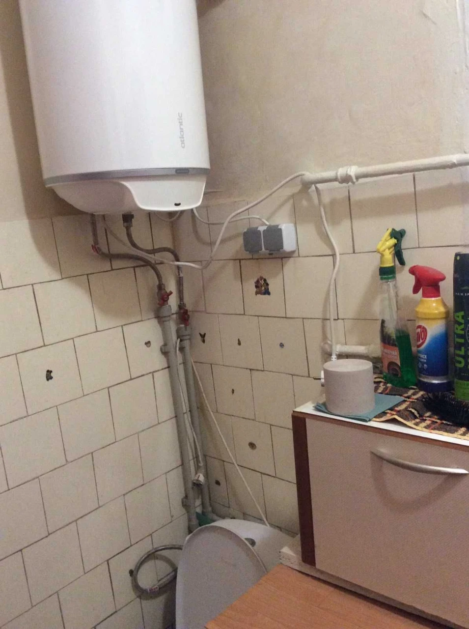 Urgent sale of a three-room apartment on Aerospace Avenue (Gagarin Avenue)