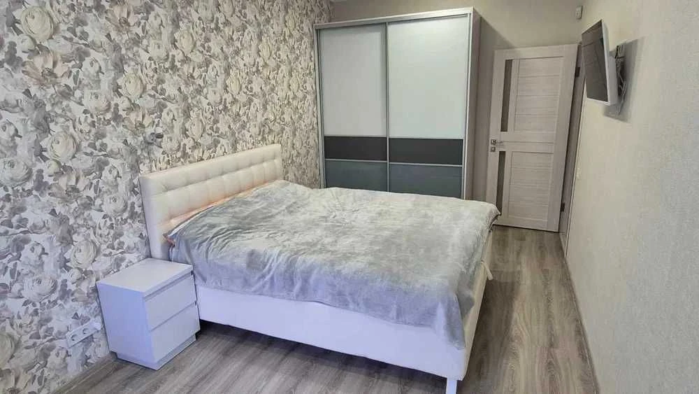 Selling a 2-bedroom apartment in the Parkovy Kvartal residential complex, 70 sq m (22838)
